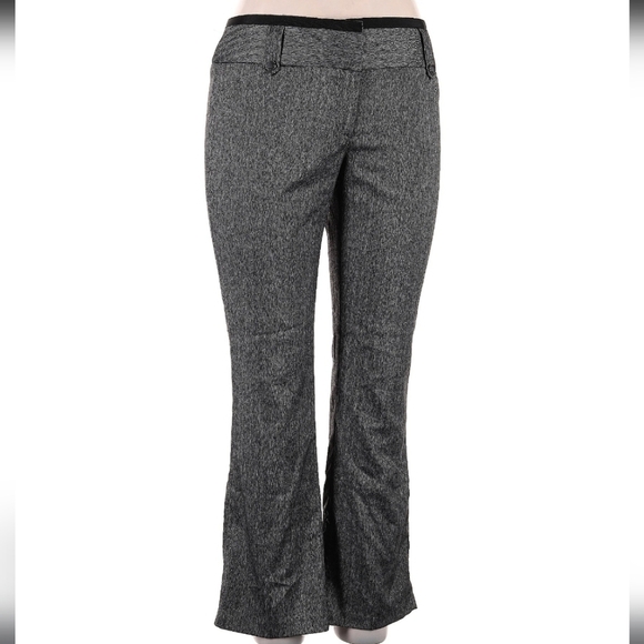 Maurices Juniors' Low Rise Micro Flare Pants Size 11/12 S - Picture 1 of 10